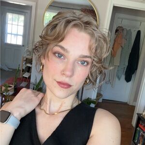 Meet your Posher, Faith